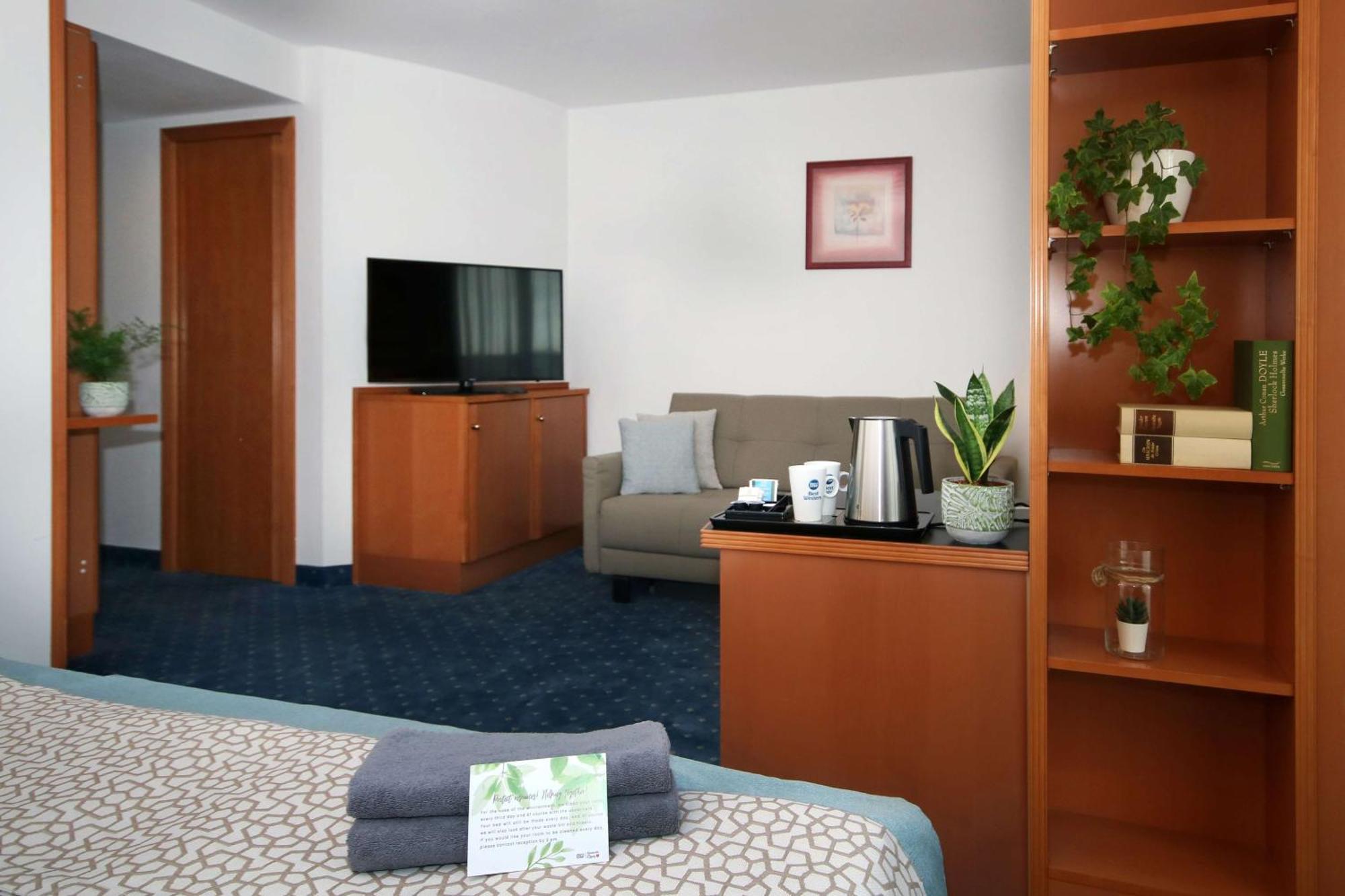 Best Western Hotel Halle-Merseburg Esterno foto